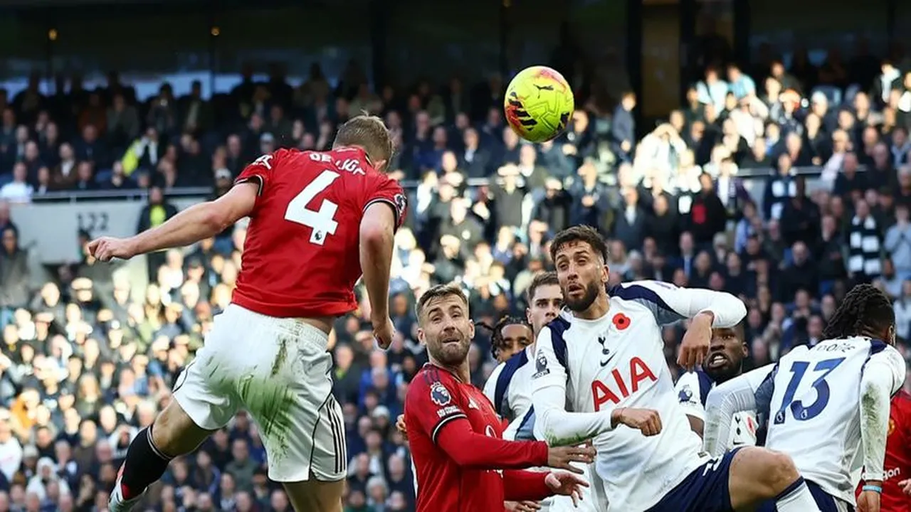 تشكيل مانشستر يونايتد المتوقع وموعد المواجهة المنتظرة أمام بورنموث والقنوات الناقلة للقاء